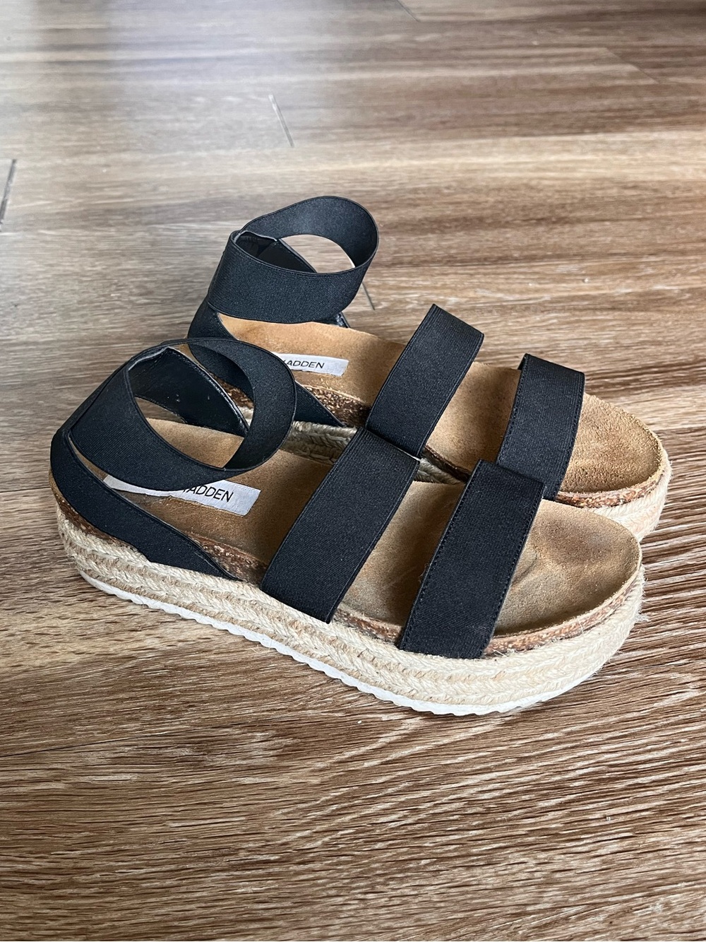 Steve Madden black Kimmie platform sandals